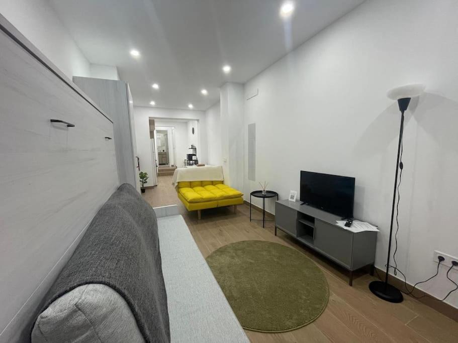 Estudio En Barrio La Latina Madri Exterior foto